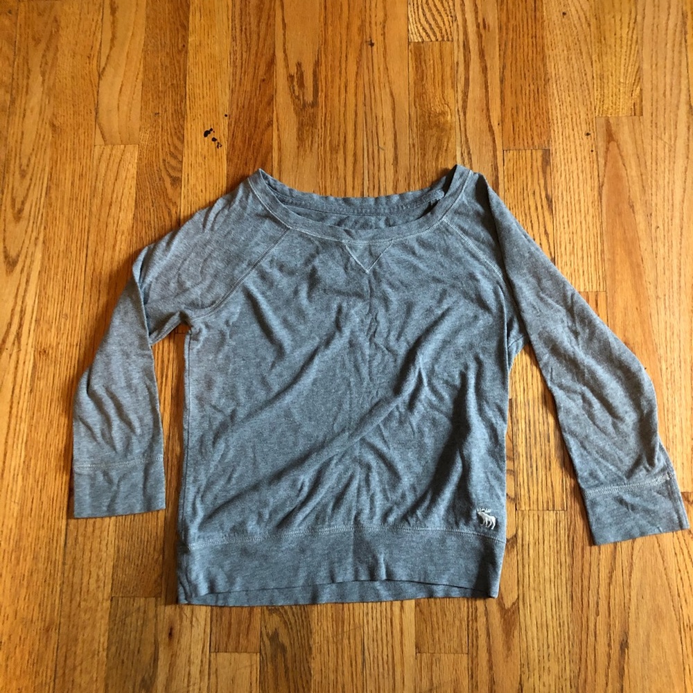 Tops - Picture 3 of 4